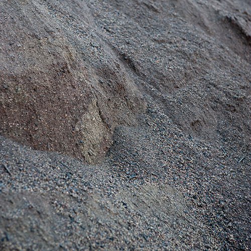 Ein Haufen Erde und Substrate